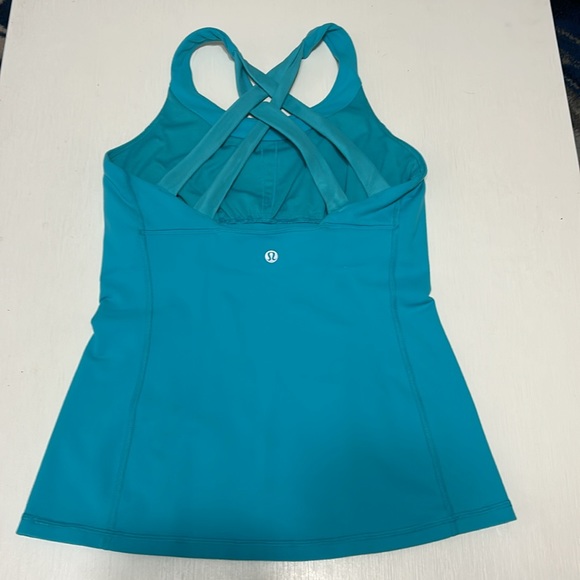 Lululemon " Enhearten " tank top in peacock blue size 6 - Picture 6 of 6